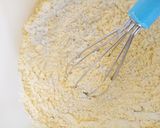 A picture of step 4 of Custard cookies.