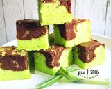 Foto langkah ke 10 dari resep Bolu Pandan Cokelat lembut a.k.a Marmer Pandan Cokelat.