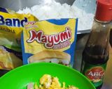 Foto langkah ke 1 dari resep Bekal anak simple bola nasi.