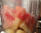 A picture of step 2 of Detox smoothie.