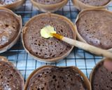 Foto langkah ke 4 dari resep Martabak Mini Cokelat.