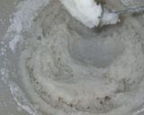 A picture of step 3 of Plain cake.
