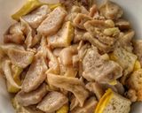 A picture of step 8 of Stir Fried Chicken Mushrooms Tofu and Fish Balls.