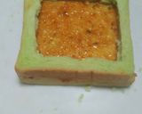 Foto langkah ke 3 dari resep Egg sunny breakfast.