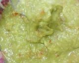 Foto del paso 2 de la receta: Guacamole riquísimo para unos tacos o nachos