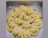 Foto langkah ke 9 dari resep Garlic Flower Bread No Kneed.