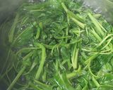 Foto langkah ke 2 dari resep Plecing Kangkung Khas Bali.