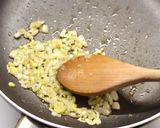 Gluténmentes cukkini "spagetti" recept fázis 2 fotója