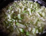Foto del paso 2 de la receta: Guiso de chayote / guatila /yota o papa de pobre..🥘
