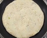 Foto del paso 5 de la receta: Tortilla de papa rosti rellena de muslitos de pollo, verdeo y champiñones 🥮