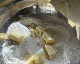 A picture of step 2 of White Chocolate Macademia Nut Scones.