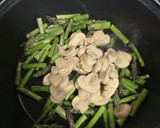 Foto del paso 2 de la receta: Pollo con leche de coco