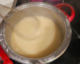 Foto del paso 4 de la receta: Salsa gravy (crema marrón del puré de kfc)