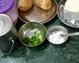 ચીઝી આલુ પુડલા (Cheesy Aloo Pudla Recipe In Gujarati) રેસીપી સ્ટેપ1ફોટો