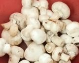 A picture of step 1 of Mushroom Biryani.