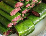 Hình bước làm 4 của món Đổi vị với món cuốn - bò lá lốt nướng