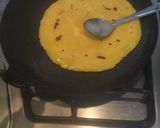A picture of step 1 of Makki Ki Roti ke ladoos.