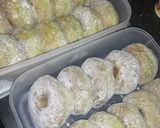 Foto langkah ke 6 dari resep Donat Pandan.