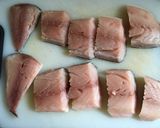 A picture of step 1 of Mackerel “Namban-zuke”.