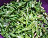 Foto langkah ke 1 dari resep 044. Tumis kacang panjang.