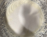 Foto del paso 2 de la receta: Cheesecake con mermelada de fresa