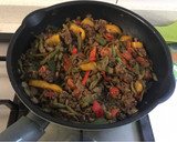 Foto del paso 4 de la receta: Salteado de verduras con carne molida