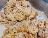 Trứng cá kho tiêu bước làm 2 hình