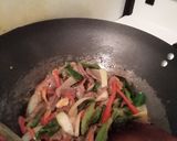 Foto langkah ke 5 dari resep Daging sapi cabe hijau 青椒肉丝.