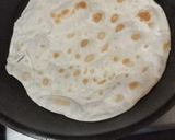 Foto del paso 2 de la receta: Tacos de lechuga morada y milanesa de pollo con salsa de ajo