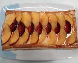 Foto del paso 6 de la receta: Hojaldre con crema de limón, nectarinas y ciruelas