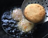 A picture of step 4 of Green Peas Kachori.