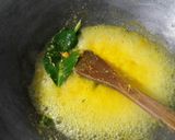 Foto langkah ke 3 dari resep Tumis kerang bumbu kuning cabe ijo.