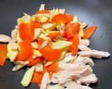 香蔥嫩雞胸炒杏鮑菇的食譜步驟4照片
