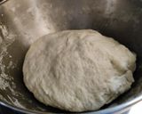 A picture of step 1 of Paneer and onion pizza.