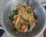 Foto langkah ke 3 dari resep Orak arik pindang telur.
