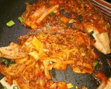 Foto langkah ke 3 dari resep Nasi Goreng Kimchi/Kimchi Bokkeum Bab.
