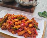 Foto langkah ke 4 dari resep Telur Ikan Kakap Goreng Pedas.