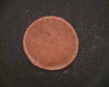 Foto langkah ke 2 dari resep Eggless Chocolate Pancake.