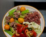 Hình bước làm 1 của món Cơm Lòng Mề Gà Trứng Non Xào Mướp Eat Clean