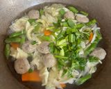 Foto langkah ke 3 dari resep Sayur sop bumbu iris.
