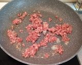 Foto del passaggio 1 della ricetta Ravioli con carne