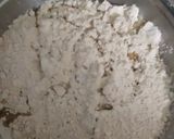 A picture of step 1 of Dohati roti.