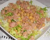 Foto del paso 3 de la receta Ensalada de garbanzos con atún y escarola