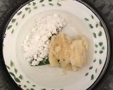 Foto langkah ke 1 dari resep Singkong Kukus Kelapa Parut ala Hanna.
