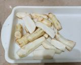 A picture of step 1 of Arvi (vegetable) gravy.