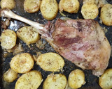 Foto del paso 6 de la receta: Pata / Pierna de cordero al horno