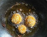 Foto langkah ke 5 dari resep Kroket kentang extra pedas ala neng tika.