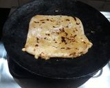 પીઝા સોસ વિથ ચીઝ પરાઠા (pizza sauce with cheez paratha recipe in gujarati) રેસીપી સ્ટેપ3ફોટો