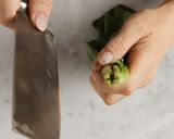 A picture of step 1 of Blanched spinach with sesame dressing.