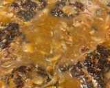 A picture of step 6 of Salisbury steaks/ hamburger steaks.